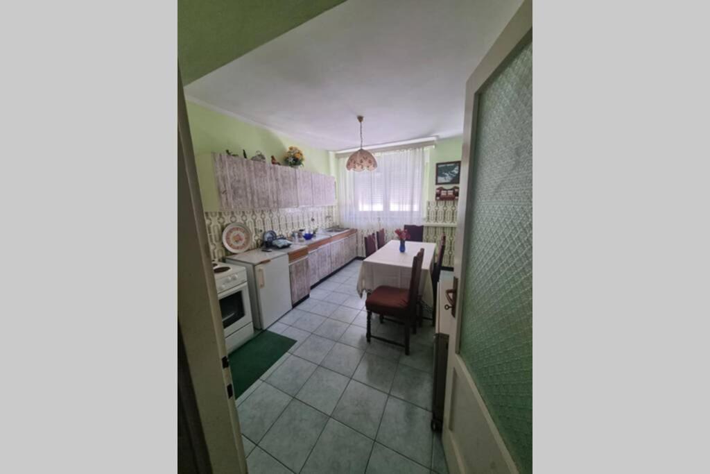 Apartment Madona Sibenik Bagian luar foto
