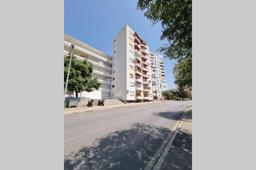 Apartment Madona Sibenik Bagian luar foto